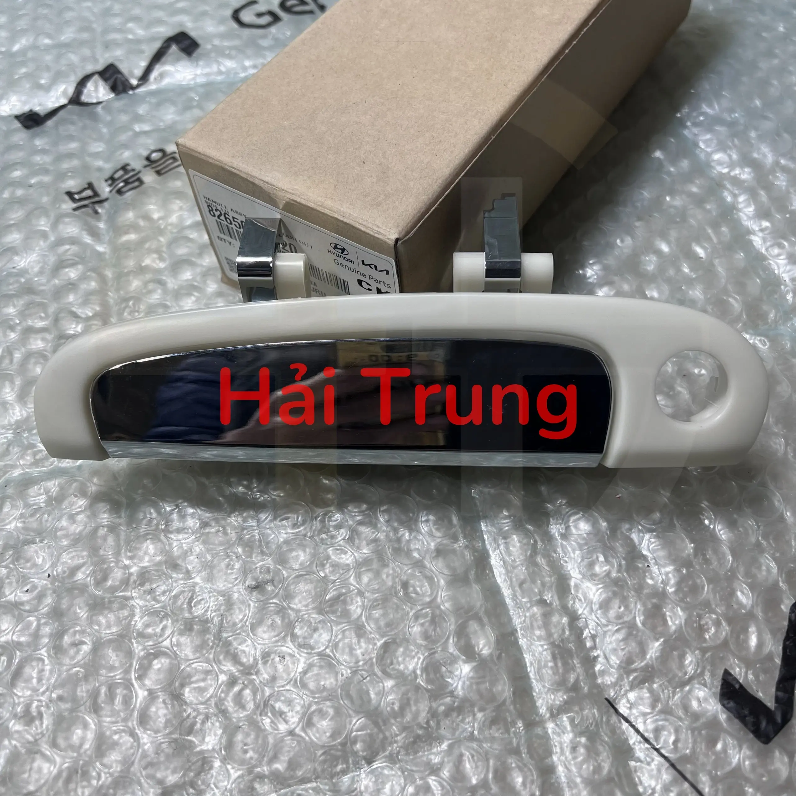 Tay mở cửa ngoài trước Kia Morning chính hãng