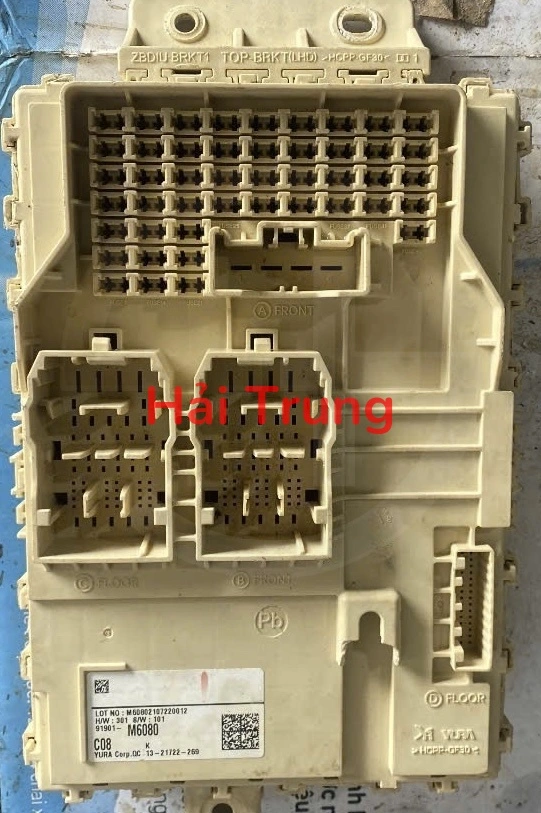 Hộp cầu trì trong xe Kia Cerato 2012-2018 Tháo Xe 91901-M6080