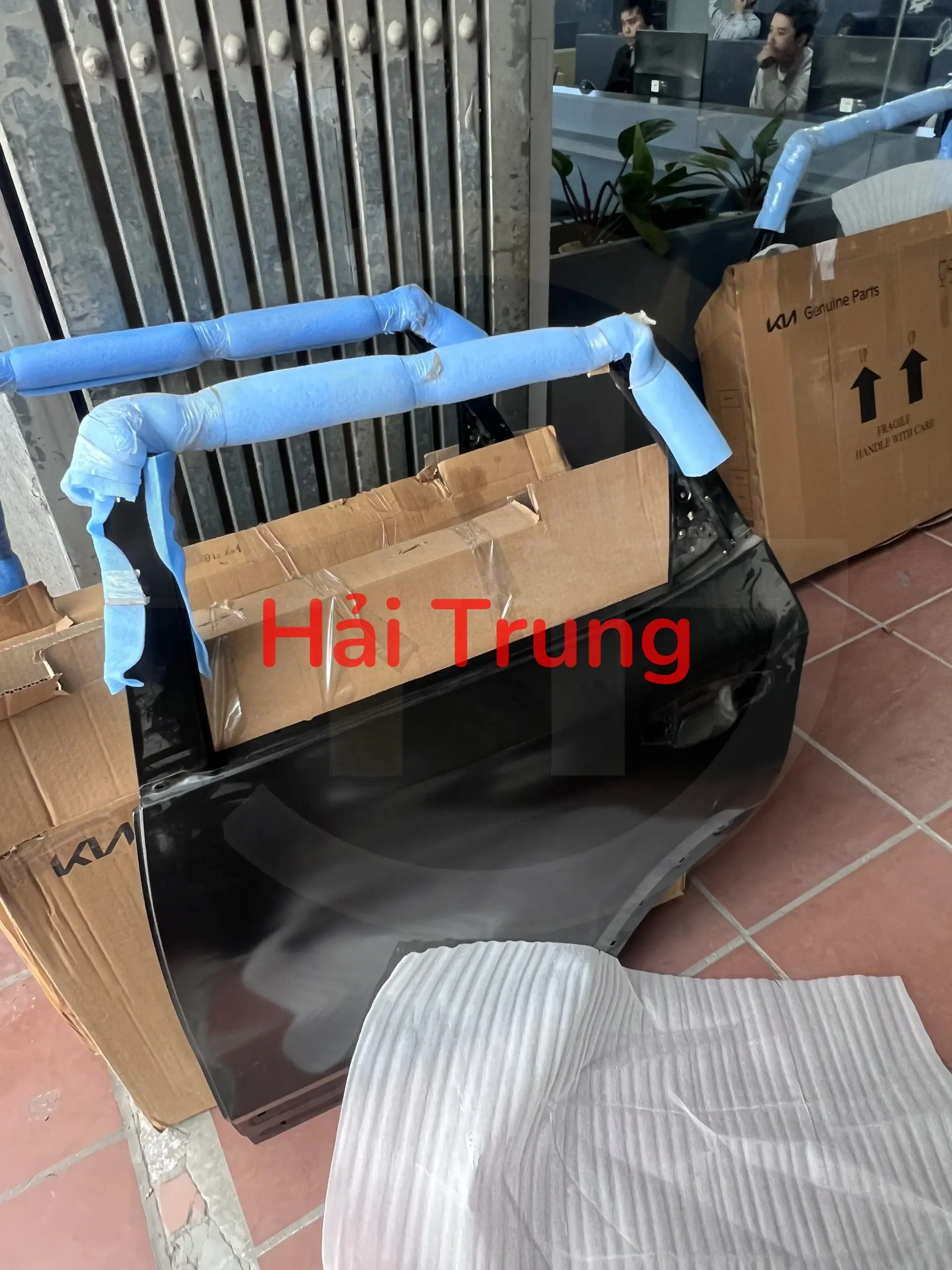 Cánh cửa sau Kia Seltos chính hãng