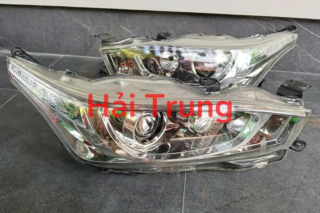 Đèn pha Toyota Yaris 2014-2018 Tháo Xe   