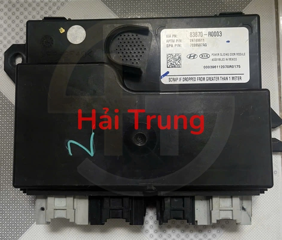 Hộp điều khiển cửa lùa Kia Carnival 2022-2026 Tháo Xe 83870R0003