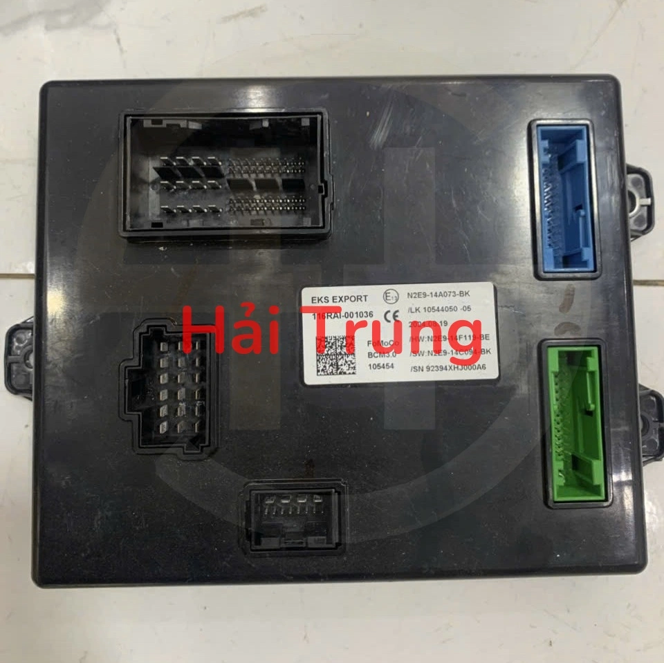 Hộp điều khiển thân xe Body Ford Territory Tháo Xe N2E9-14A073-BK