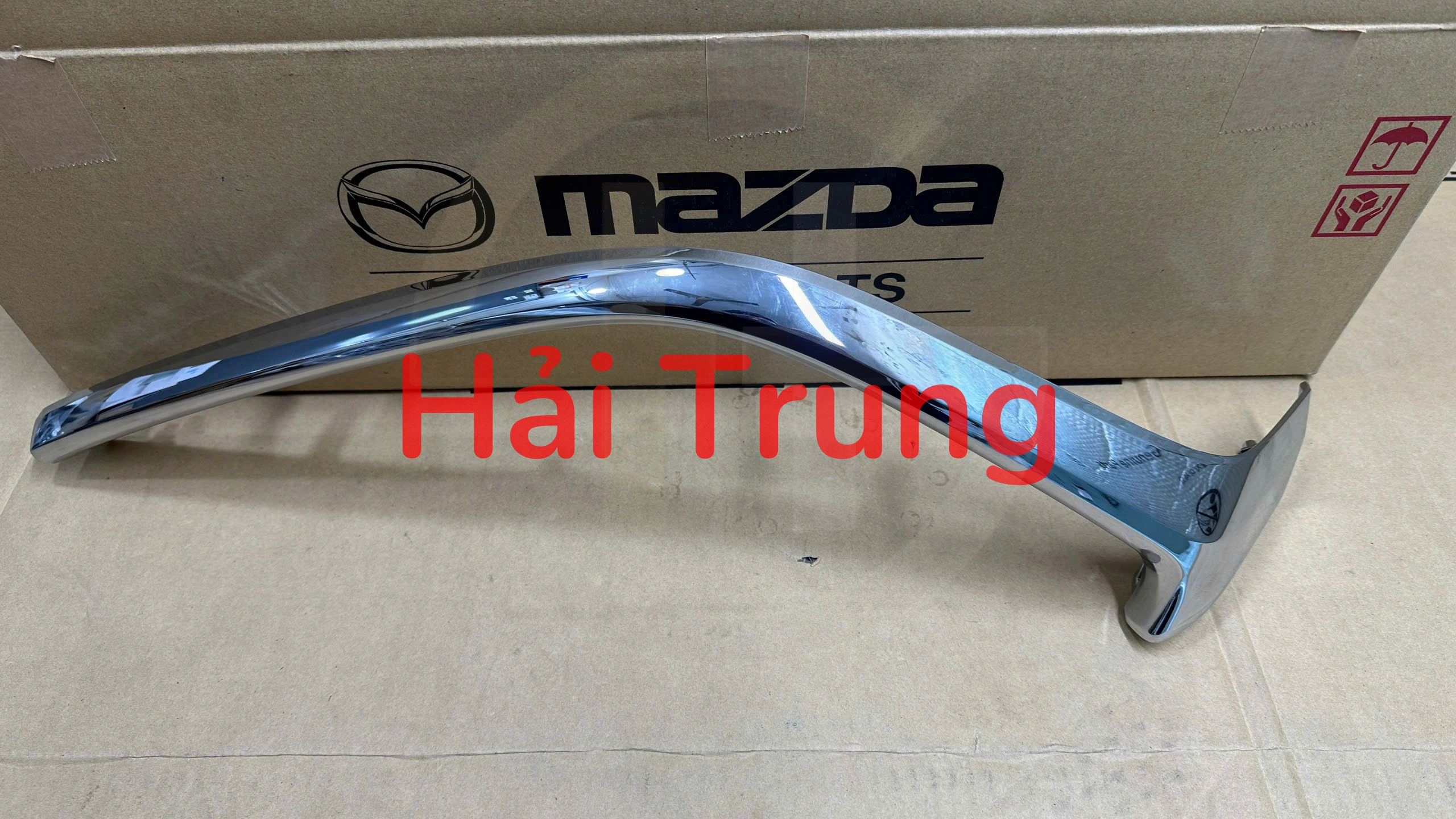 Nẹp mạ ca lăng Mazda 3 2016-2018 chính hãng B63B-50-7J1A 