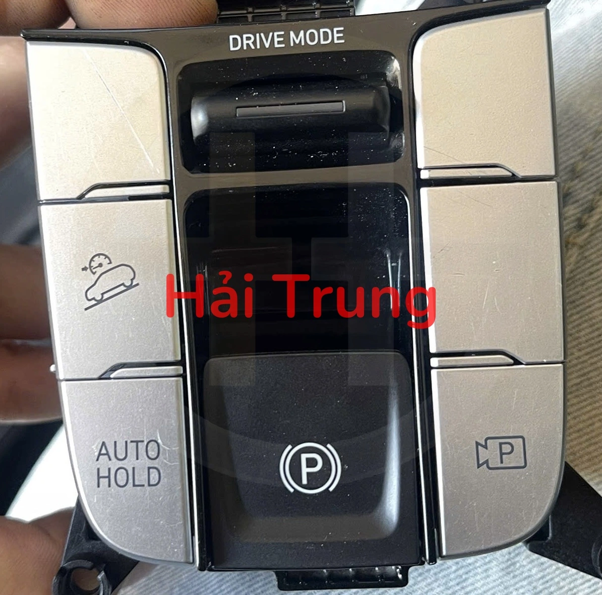 Công tắc phanh tay Hyundai Tucson 2022-2025 Tháo Xe 93300-N9310 93300N9310