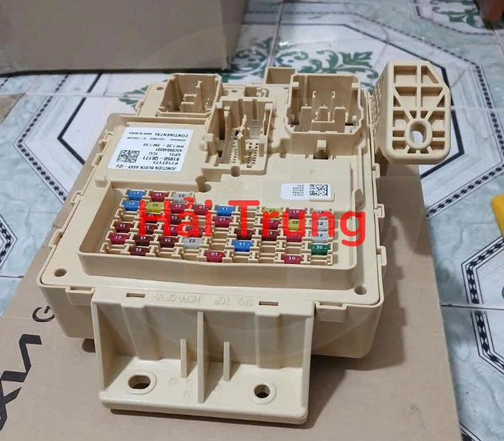 Hộp cầu trì Kia Seltos 2021-2025 91950Q6171