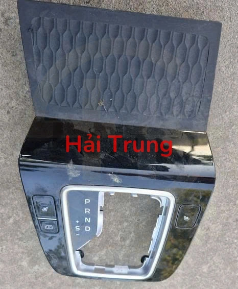 Ốp cần đi số Hyundai Creta 2022-2025 Tháo Xe