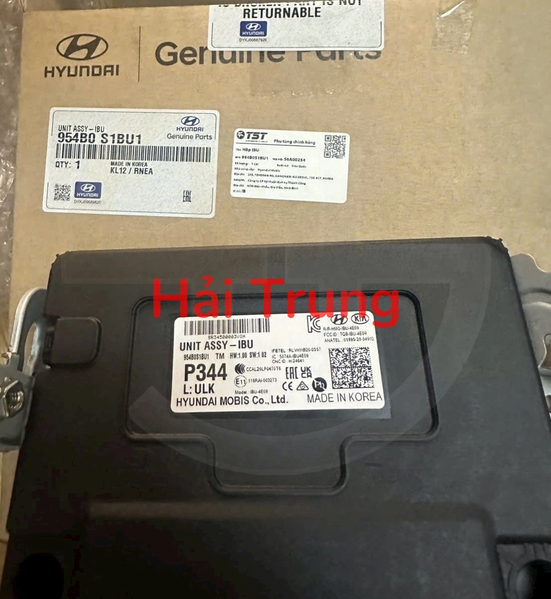 Hộp IBU Hyundai Santafe 2021-2023 954B0S1BU1
