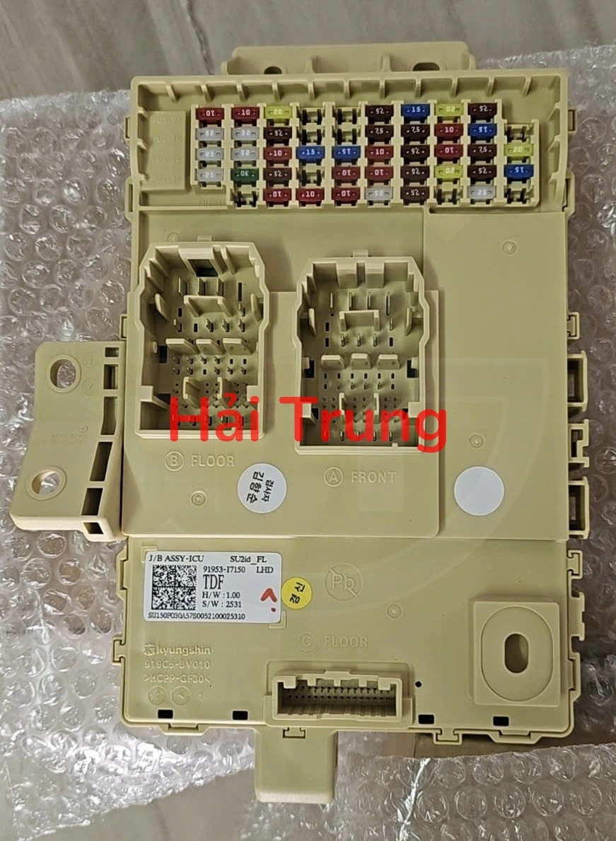 Hộp cầu trì trong xe Hyundai Creta 2025-2027 91953I7150