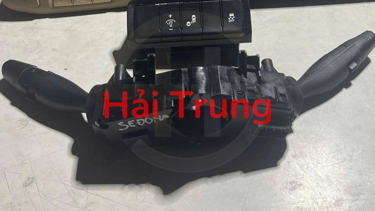 Công tắc pha cos Kia Sedona 2019 2020 Tháo Xe