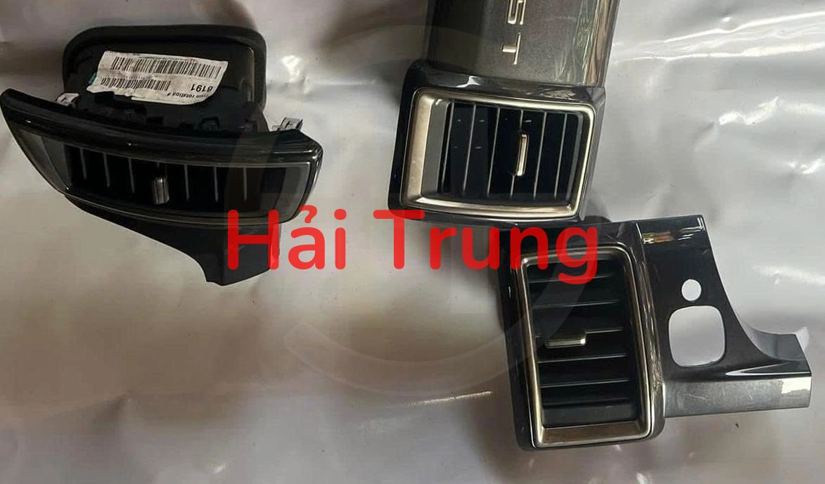 Cửa gió điều hòa Ford Everest 2019 Tháo Xe