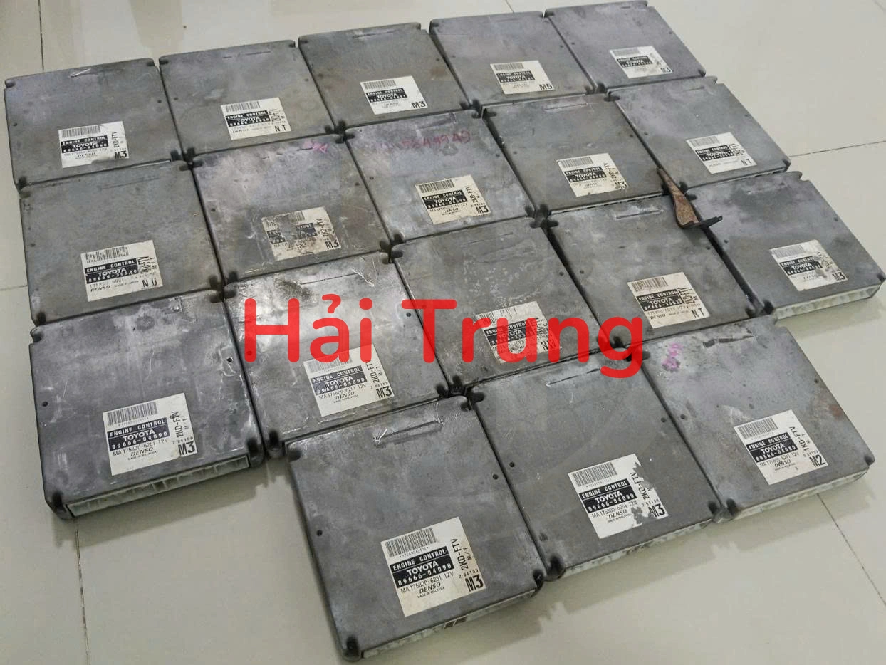 Hộp điều khiển động cơ Toyota Fortuner, Hilux, Hiace 2KD Tháo Xe