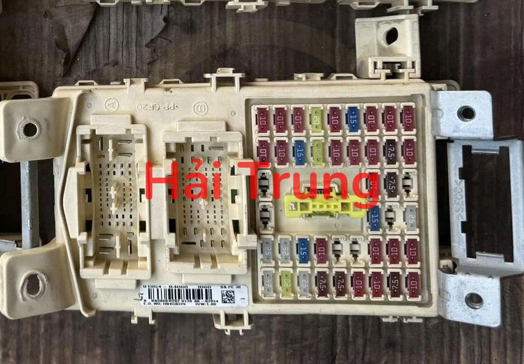 91954B4070 91954B4060 Tháo xe Hộp cầu trì trong xe Hyundai I10 