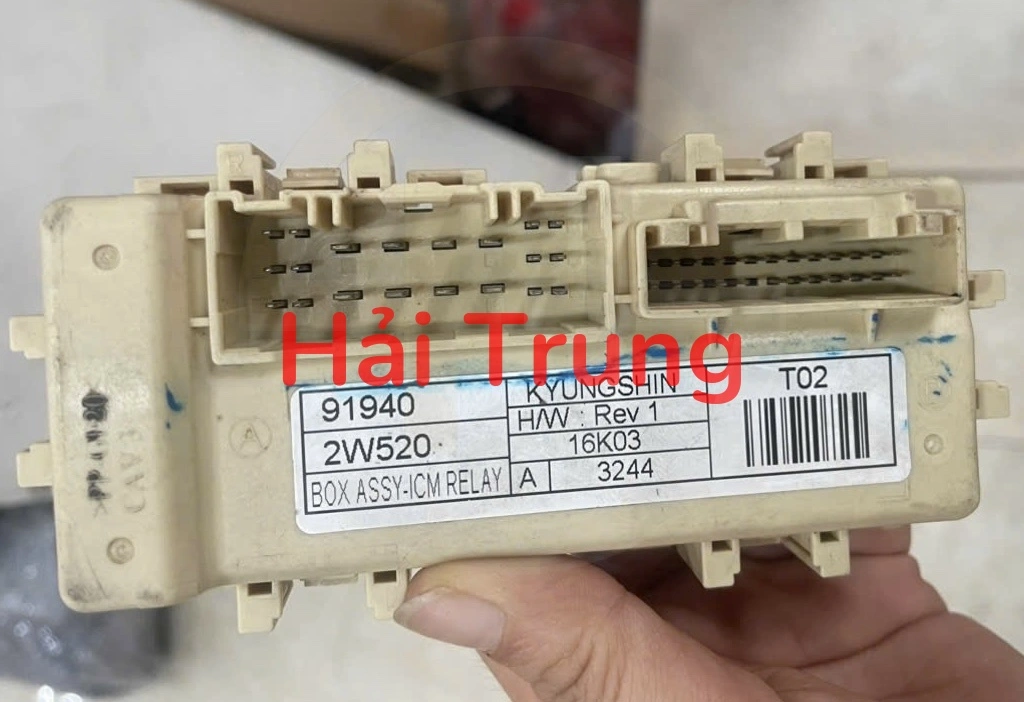 Hộp điều khiển ICM Hyundai Santafe Tháo Xe 919402W520