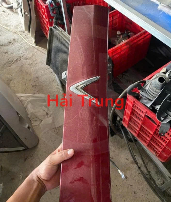 Ốp tay mở cốp sau Vinfast Fadil 2019-2022 Tháo Xe