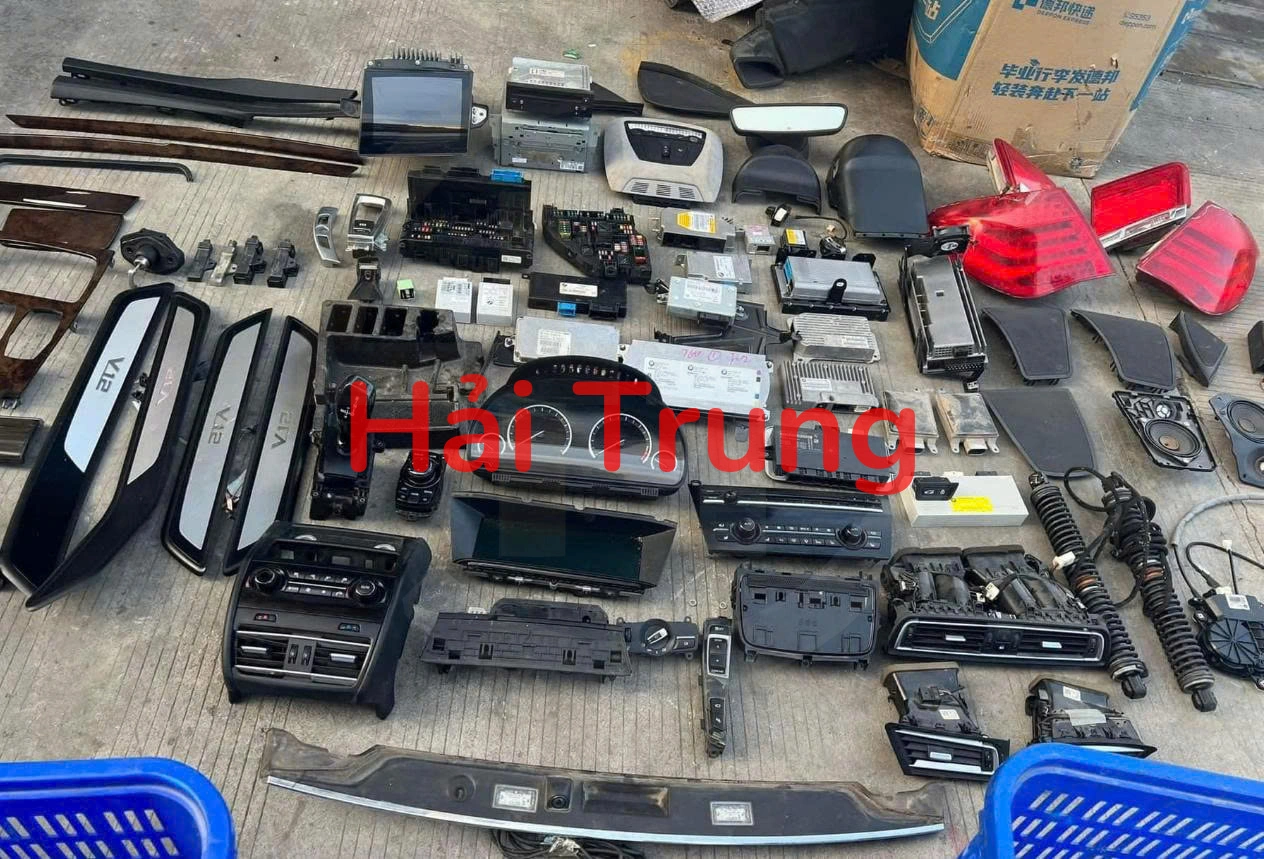 Full bộ điện, bộ nổ, hộp điện đầy đủ BMW 750i Tháo Xe