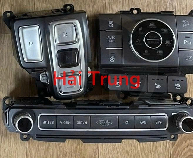 Bộ công tắc điểu khiển số Hyundai Santafe 2022-2025 Tháo Xe
