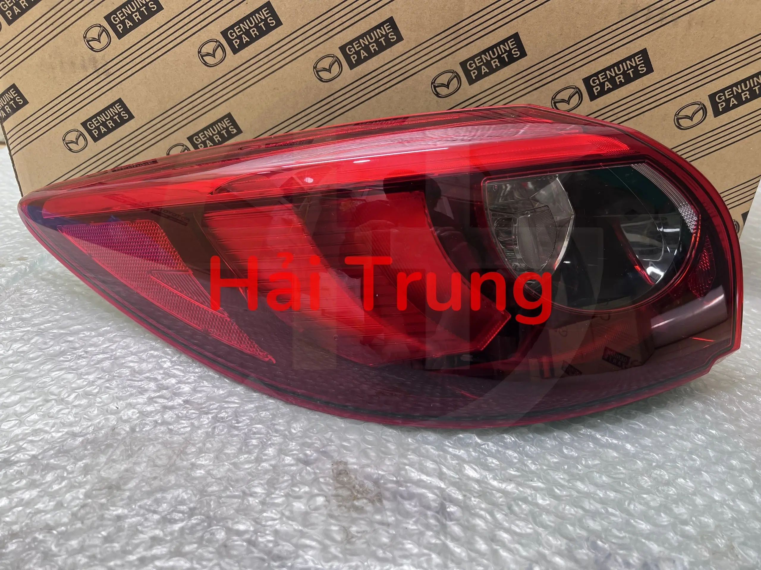 Đèn hậu ngoài Mazda CX-5 2012-2017 chính hãng K070-51-160D 