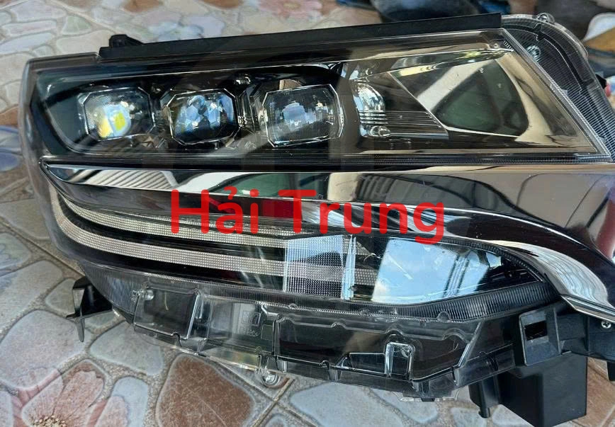 Đèn pha Toyota ALPHARD Tháo Xe