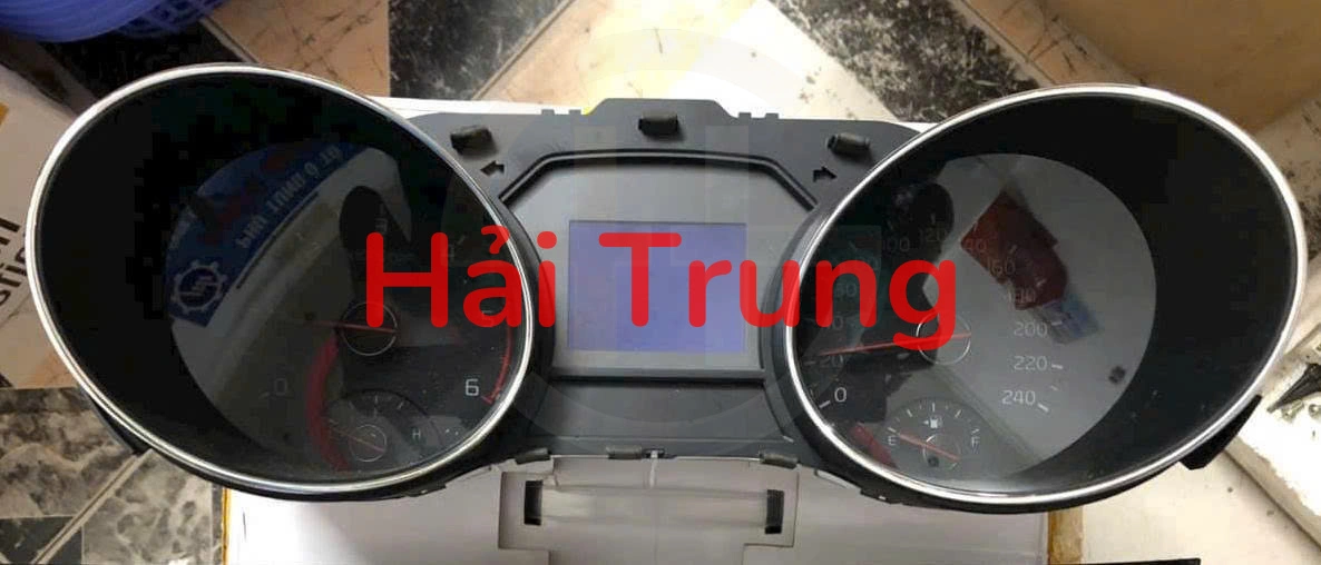 Tháo xe Đồng hồ táp lô Kia Sedona 2018 2019