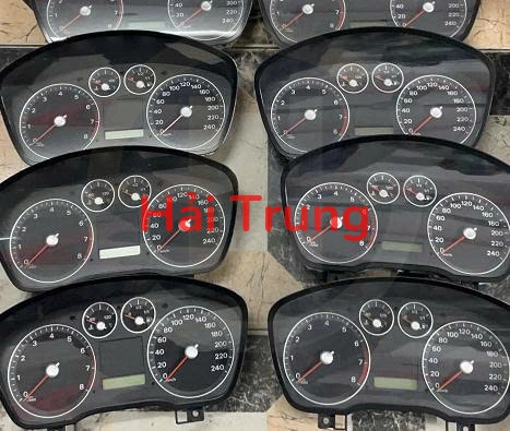 Đồng hồ táp lô Ford Focus 2005