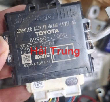 8996071050 Hộp điều chỉnh cao độ đèn pha Toyota Hilux Tháo Xe
