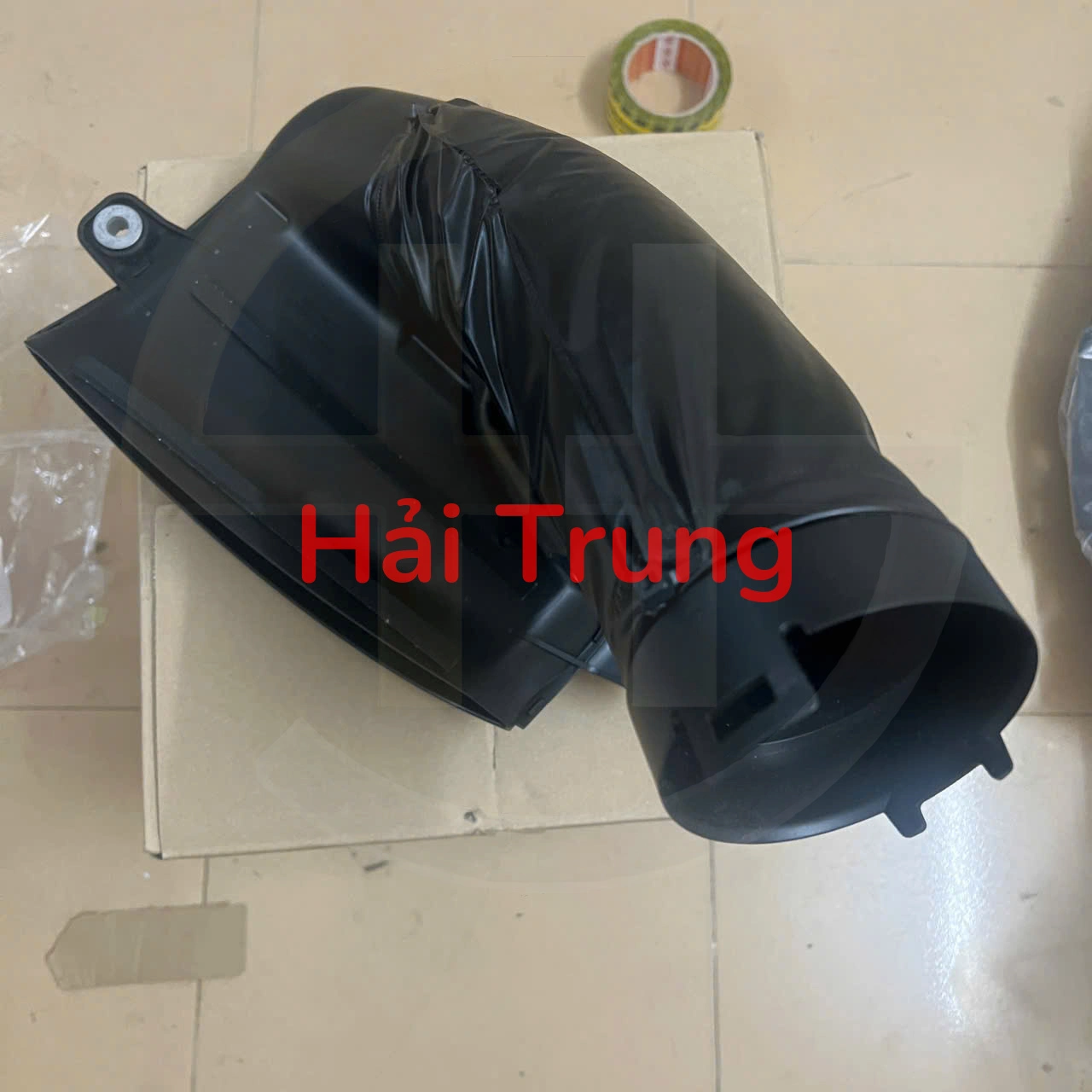 Cổ hút gió Hyundai Solati 281725900