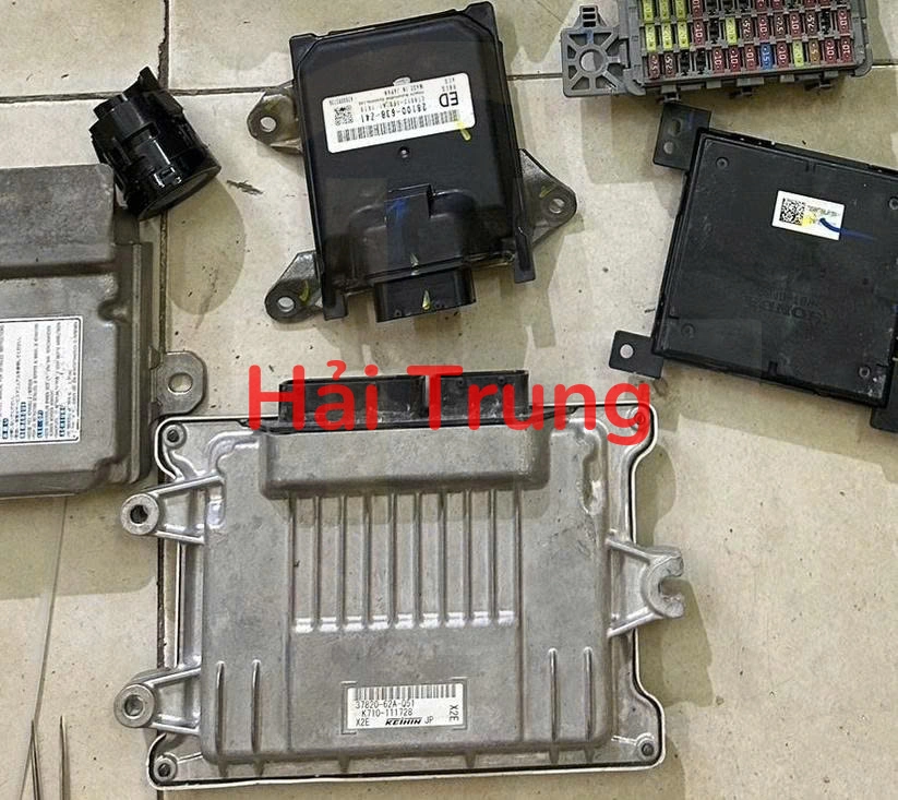 Tháo xe Hộp điều khiển động cơ Hộp đen ECU Honda City 2021 2022 2023 2024