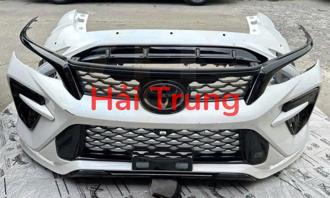 Cản trước, cản sau nguyên bộ Toyota Fortuner Legender 2022-2025 Tháo Xe