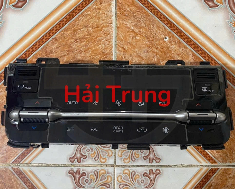Tháo xe bảng điều khiển công tắc điều hòa Ac Kia Carnival 2022-2025