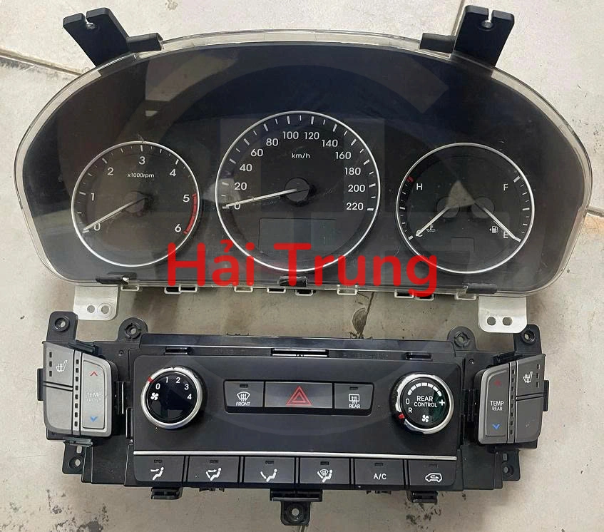 Tháo xe Đồng hồ táp lô Hyundai Starex 2019-2022  