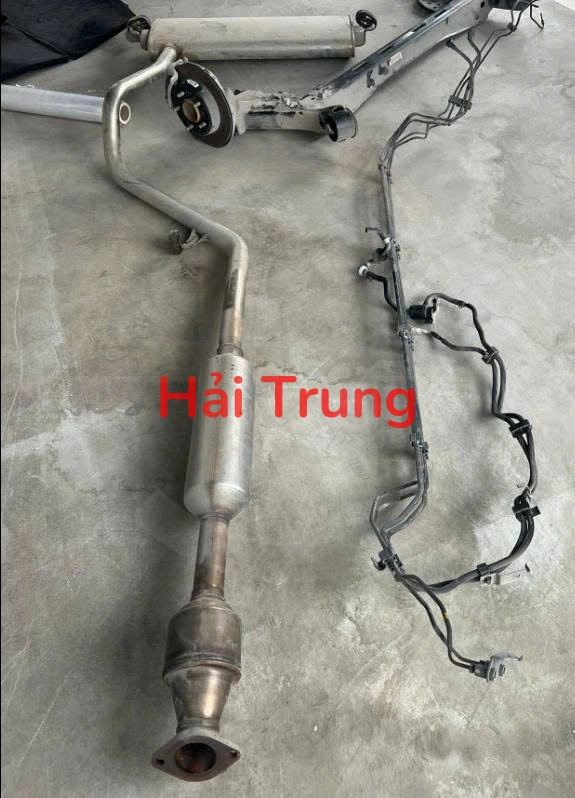 Ống xả Kia Seltos 2021-2025 Tháo Xe