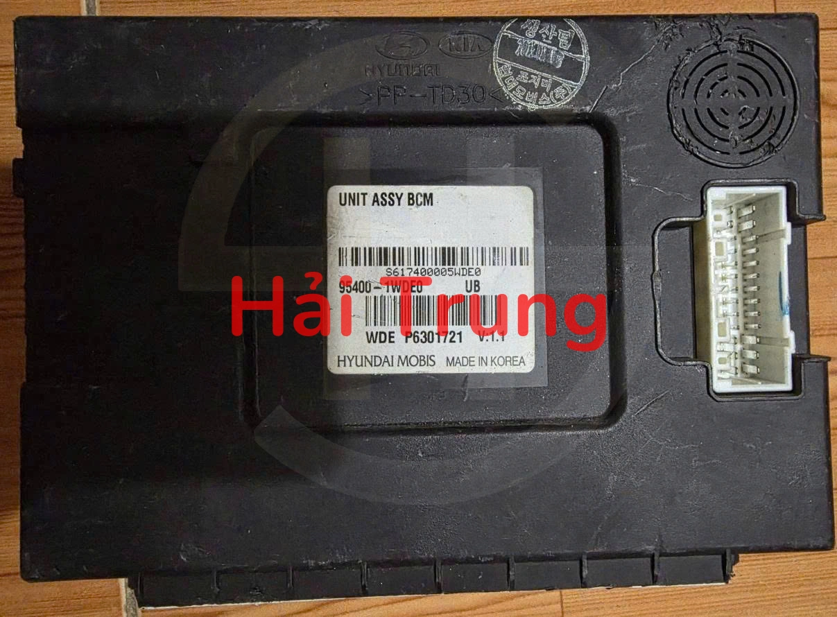 Hộp điều khiển thân xe BCM Kia Rio 2011 2012 2013 2014 2015 Tháo Xe 954001WDE0