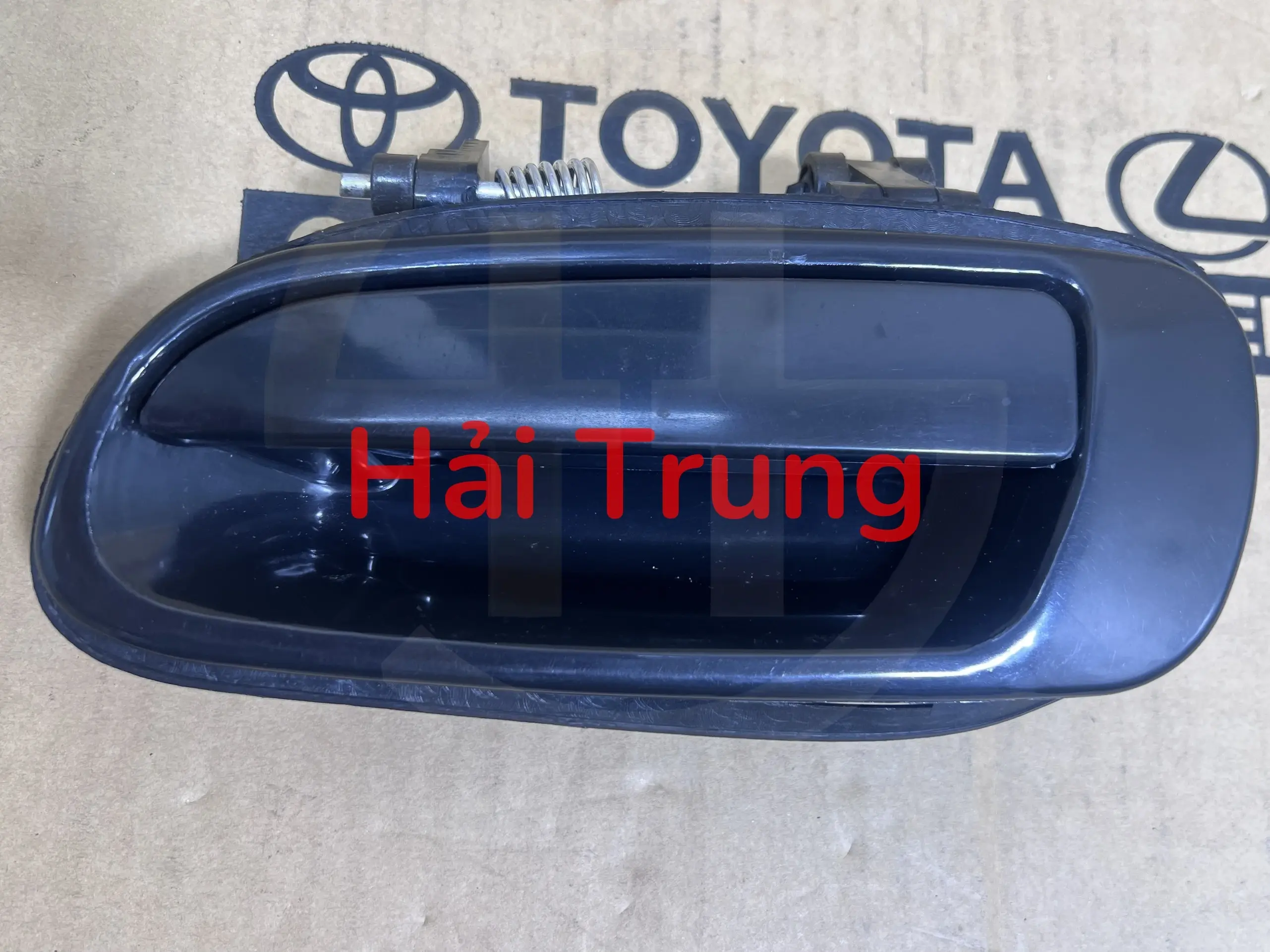 Tay mở cửa ngoài Toyota Corolla