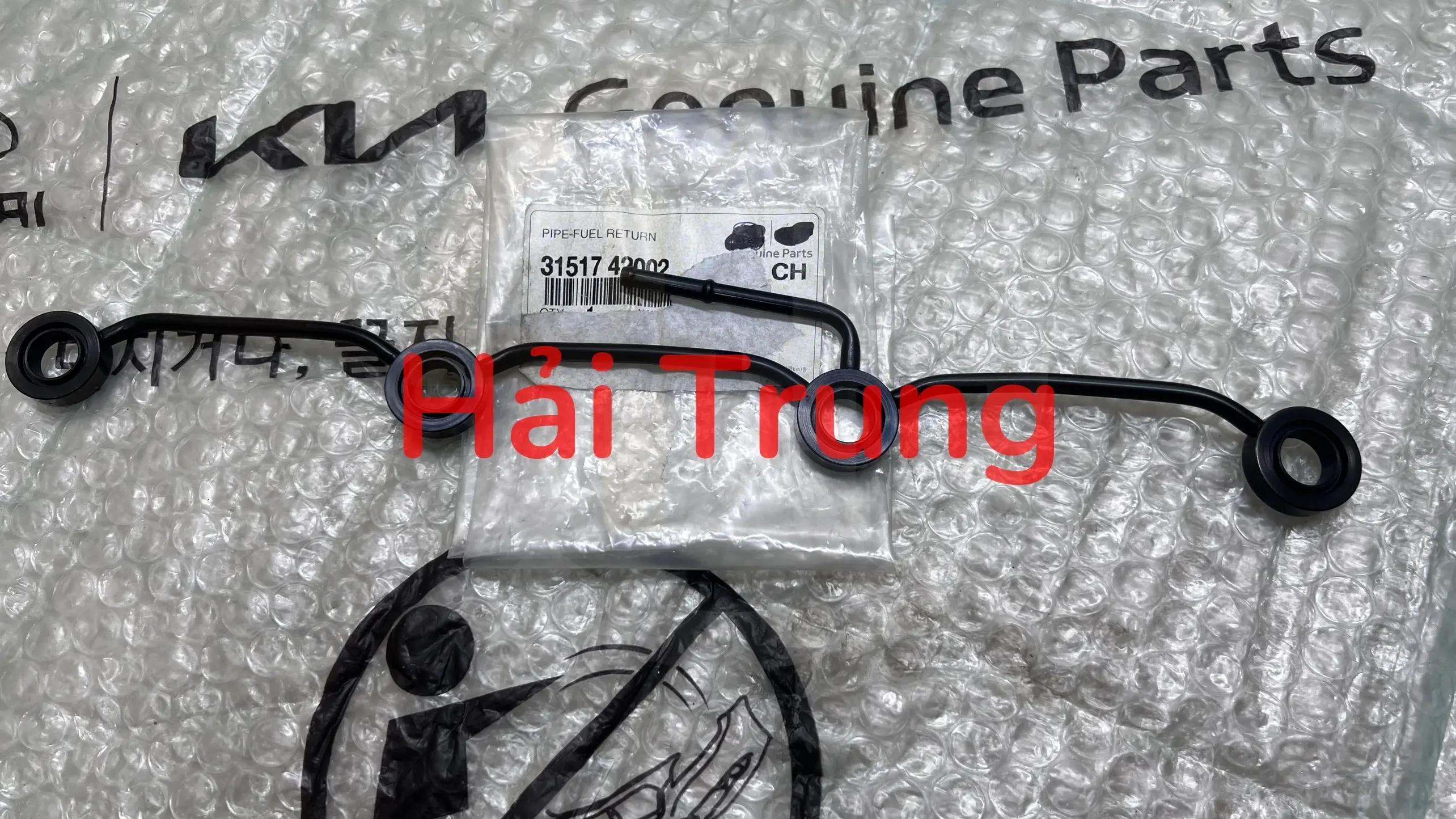 Ống dầu hồi Hyundai HD, Porter, Terracan chính hãng 3151742002.    