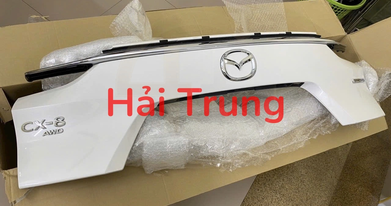 Ốp cốp sau, ốp cửa hậu Mazda Cx8