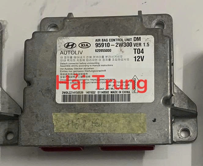 Hộp điều khiển túi khí Hyundai Santafe Tháo Xe 95910-2W300