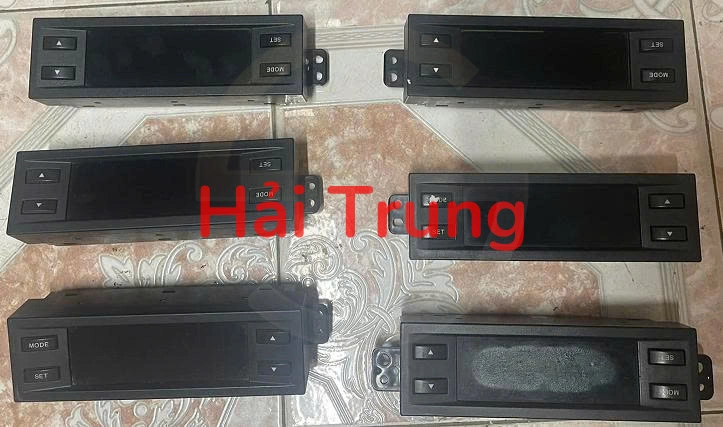 Tháo xe đài màn hình CD Chevrolet Captiva