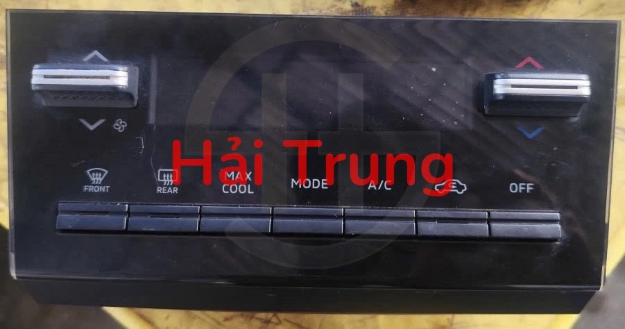 Bảng Công Tắc Điều Khiển Điều Hòa AC Mitsubishi Xpander Tháo Xe