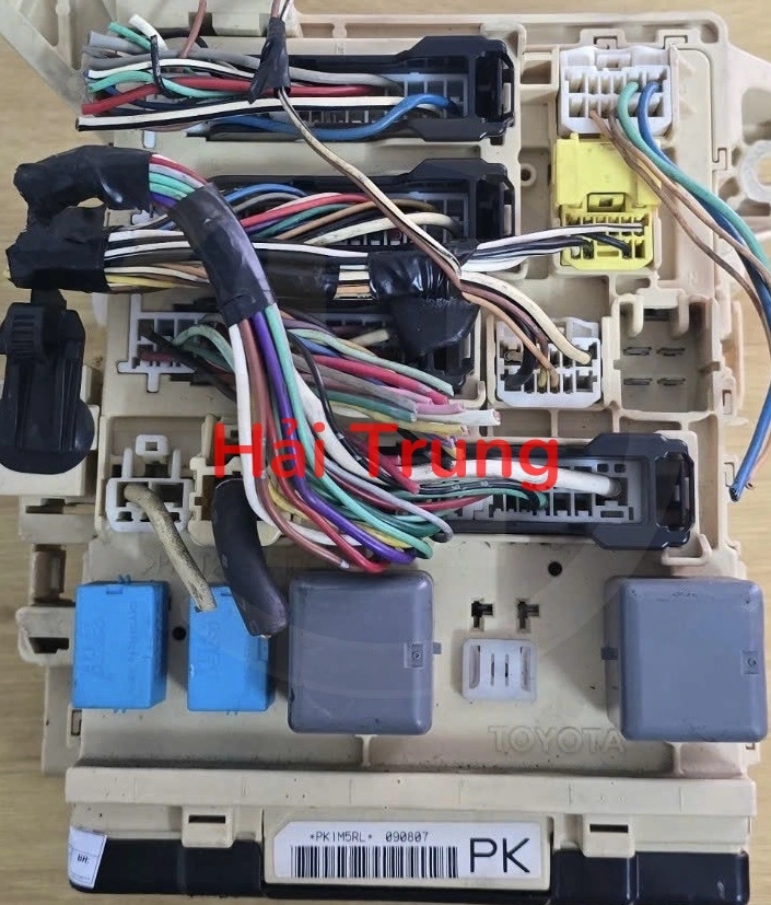 Hộp cầu trì Toyota Camry 2010 Tháo Xe