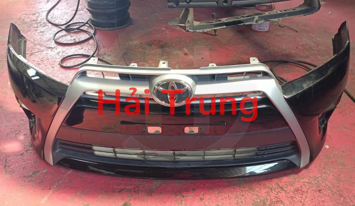 Cản trước Toyota Yaris Tháo Xe