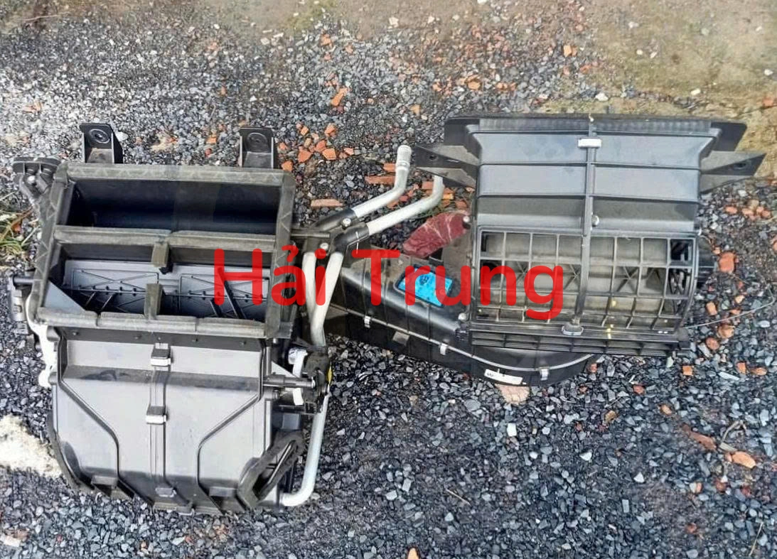 Hộp giàn lạnh Mazda BT50 Tháo Xe