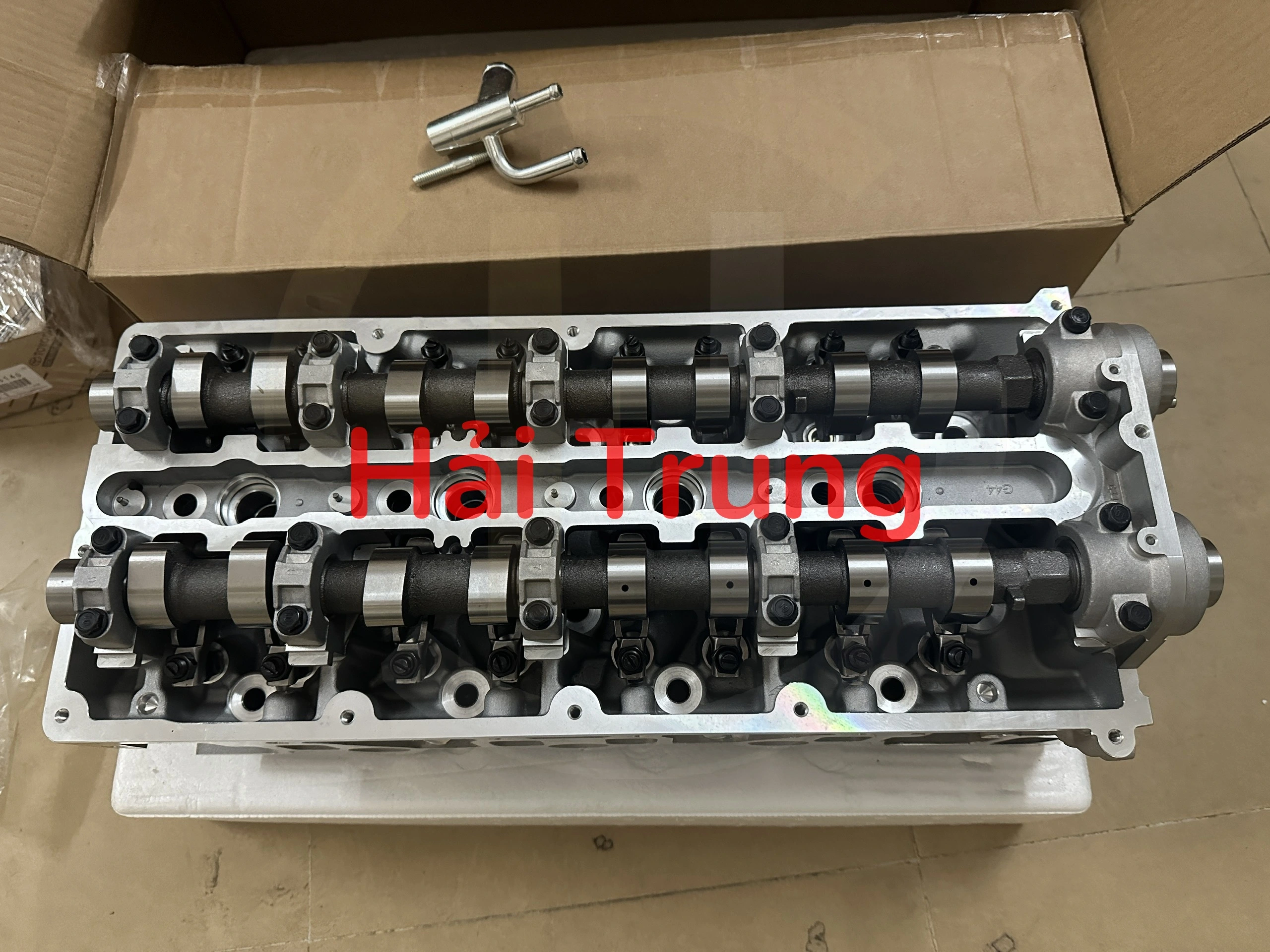 Mặt máy đầy đủ Ford Everest 2010 2 cam 