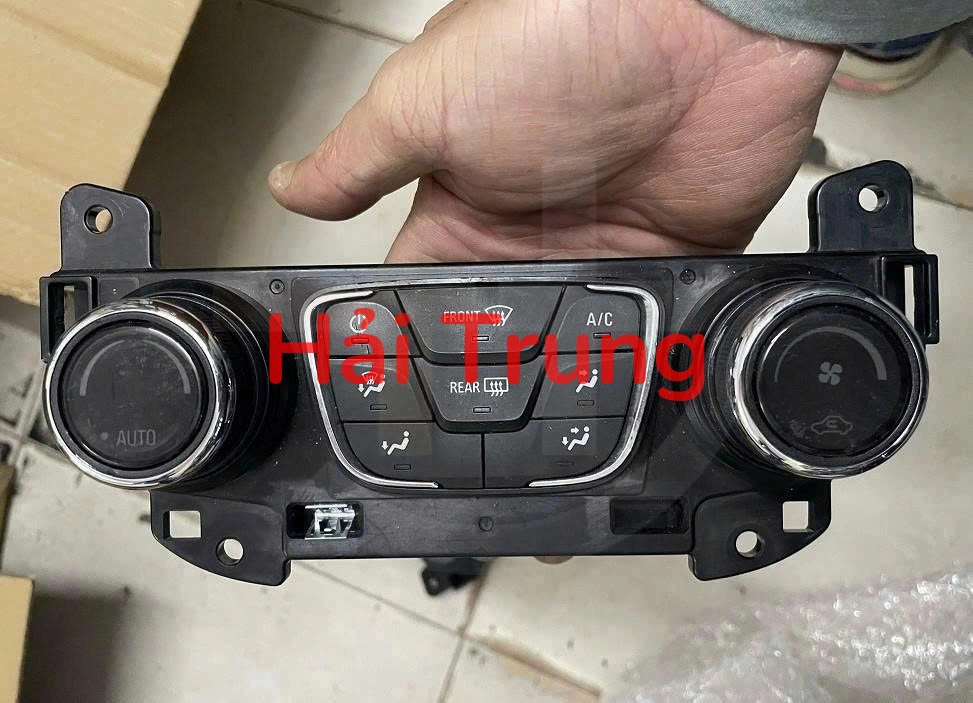 Bảng điều khiển công tắc điều hòa AC Vinfast Fadil Tháo Xe 