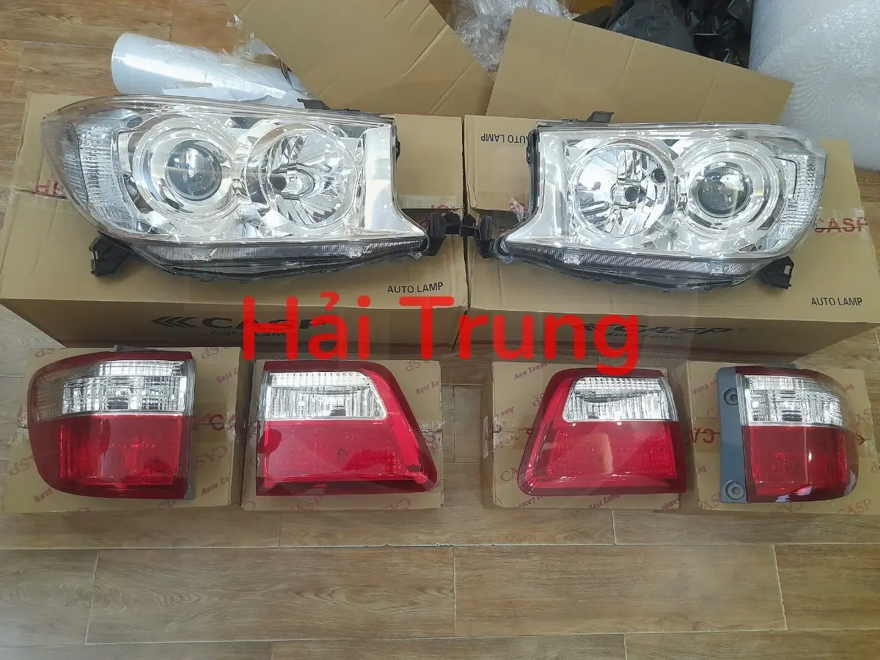 Đèn pha-Đèn hậu Fortuner 2009