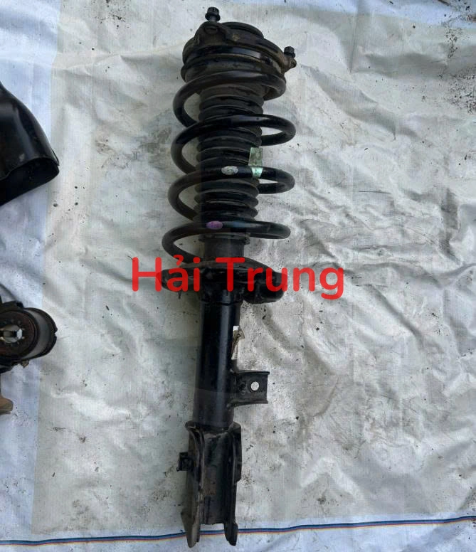 Giảm xóc Kia Sedona 2019 2020 Tháo Xe