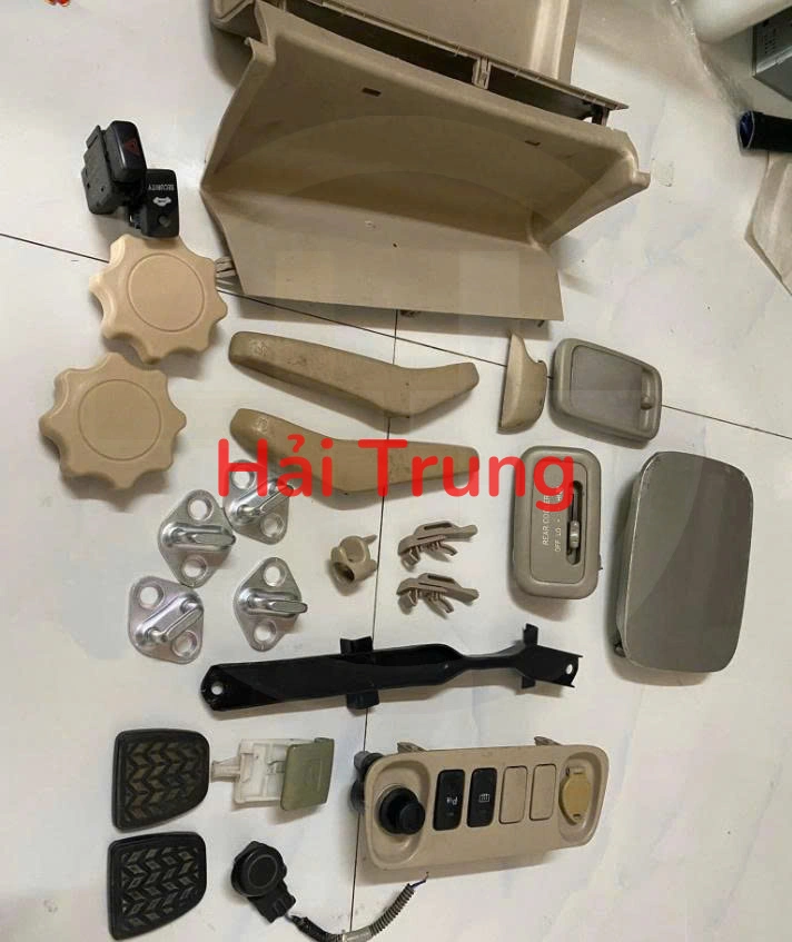 Phụ kiện nội thất đầy đủ Toyota Innova 2006-2015 Tháo Xe