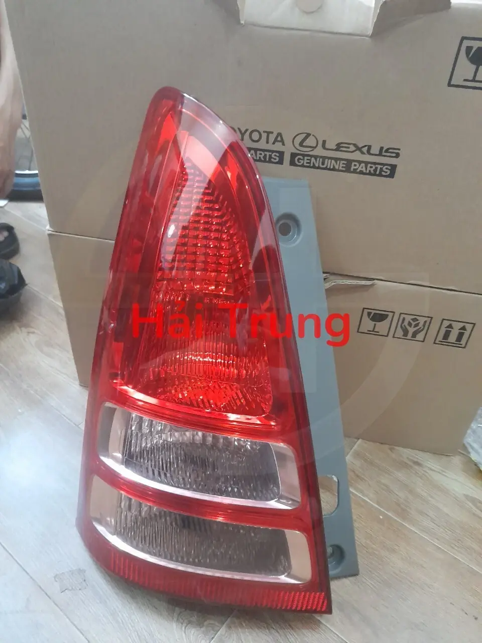 Đèn hậu Toyota Innova 2006-2008 chính hãng