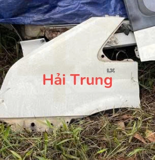 Tai xe Ford Transit Tháo Xe