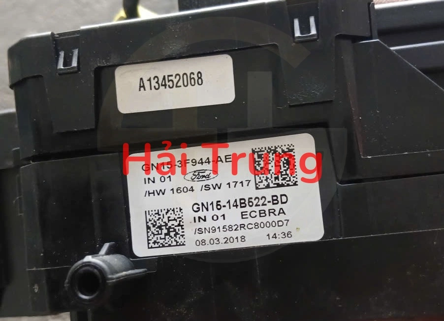 Gía bắt vô lăng Ford Ecosport Tháo Xe GN15-3F944-AE