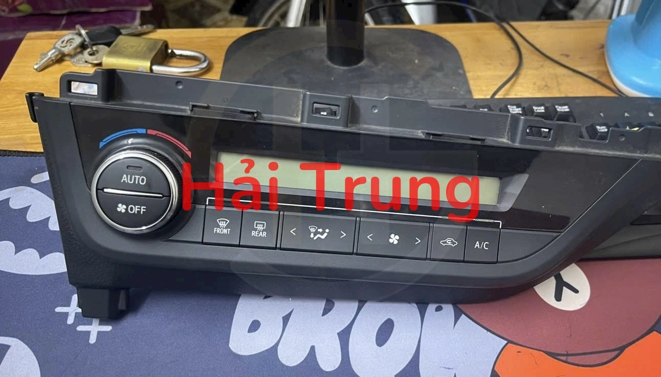 Tháo xe Bảng điều khiển điều hòa Toyota Altis 2014 2015 2016